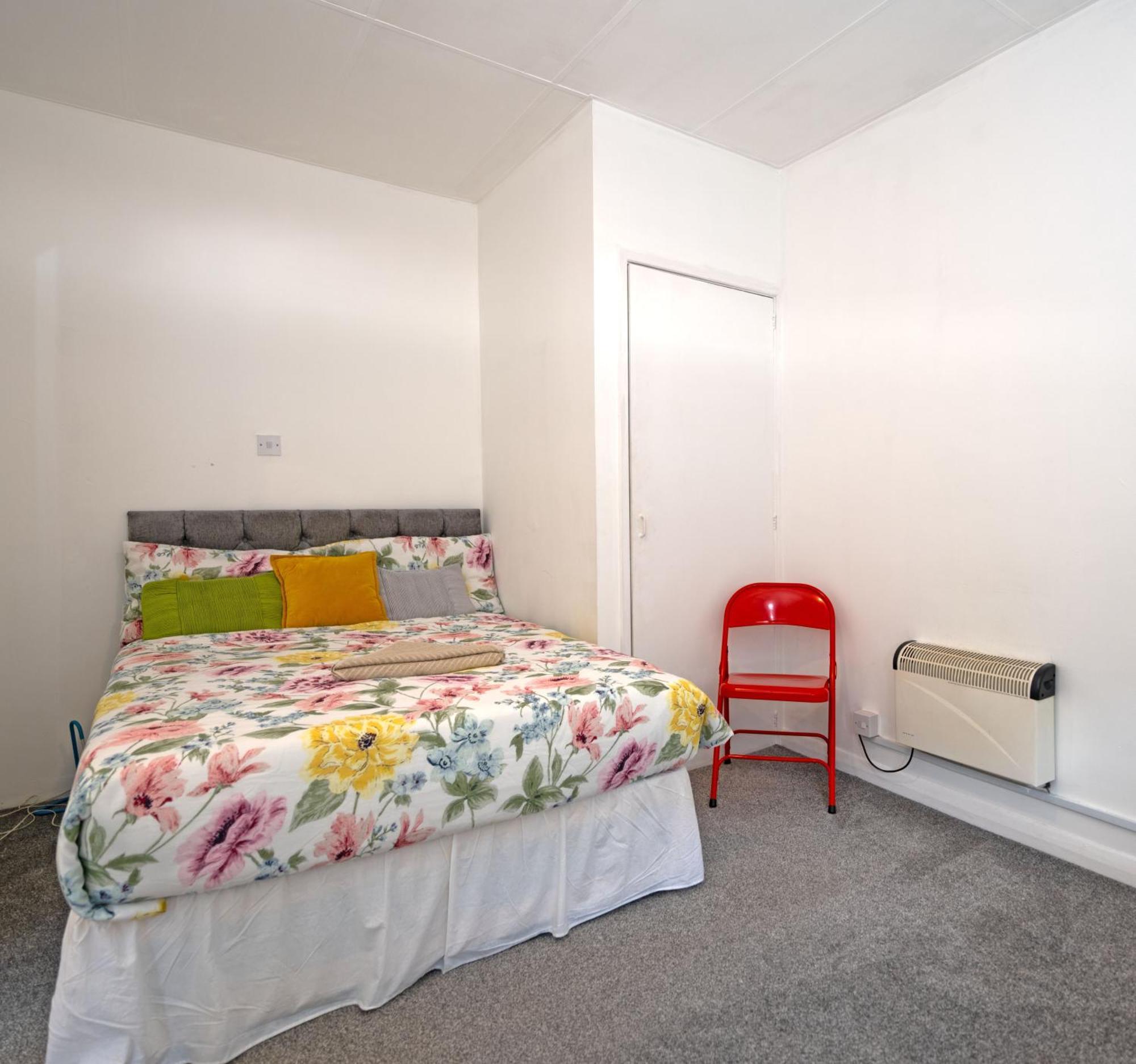Flat In Clapham Budget Friendly Stay London Ngoại thất bức ảnh