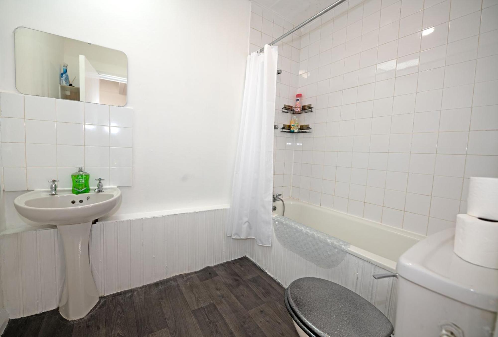 Flat In Clapham Budget Friendly Stay London Ngoại thất bức ảnh